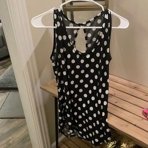 Polka dot stretchy tank with keyhole back
